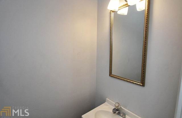 3157 Millington Pl Gallery 4