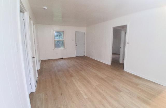 Charming Ranch Home FOR RENT in Upper Deerfield $1800 Gallery 4
