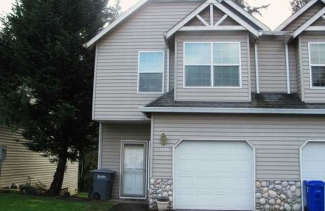 7400 NE Shaleen Street ~ Terrific Townhome photos photos