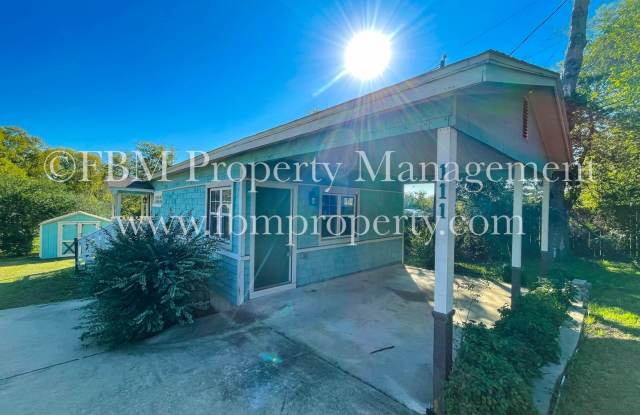 111 Hillside Drive - Cozy 1 Bedroom, 1 Bathroom Home in Alvarado, TX! photos photos