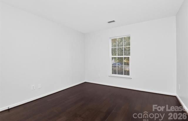 1713 Summit Ridge Lane Gallery 4