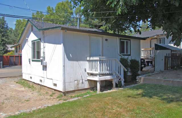 Nice cottage in Tuolumne photos photos