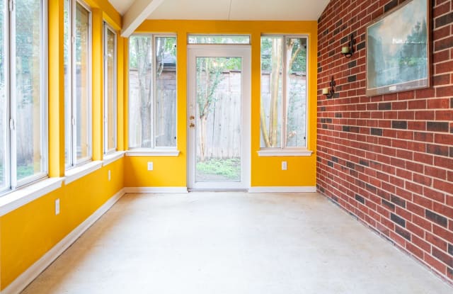 9237 La Siesta Bend - 9237 La Siesta Bend, Austin, TX 78749