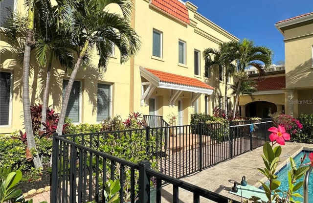 1685 LAUREL STREET - 1685 Laurel Street, Sarasota, FL 34236