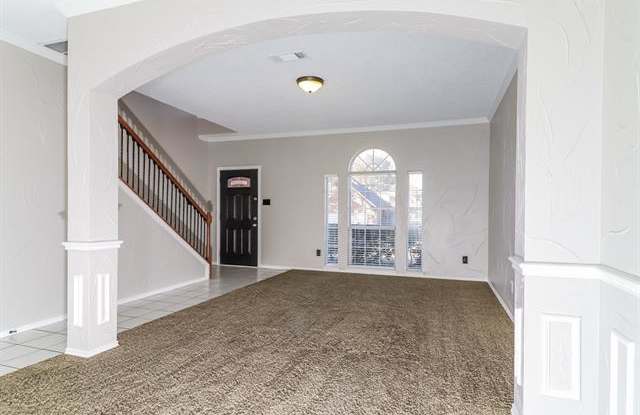 2406 Elliott Avenue Gallery 2