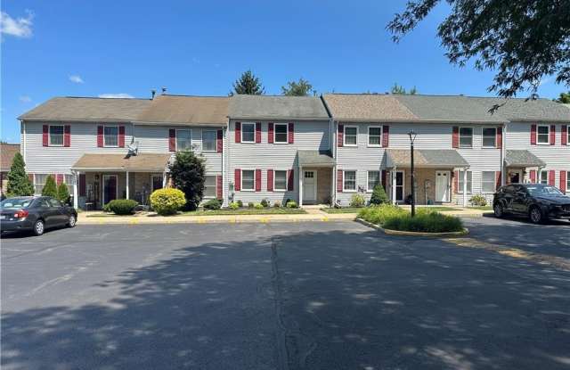 10 Fort Lee Court Gallery 2