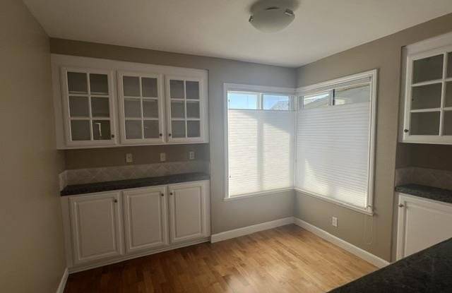 8488 Grenache CT Gallery 3