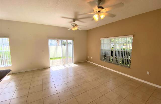8597 Canaveral Boulevard Gallery 2