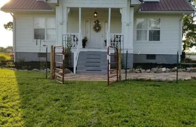 2714 Brandenburg Road photos photos