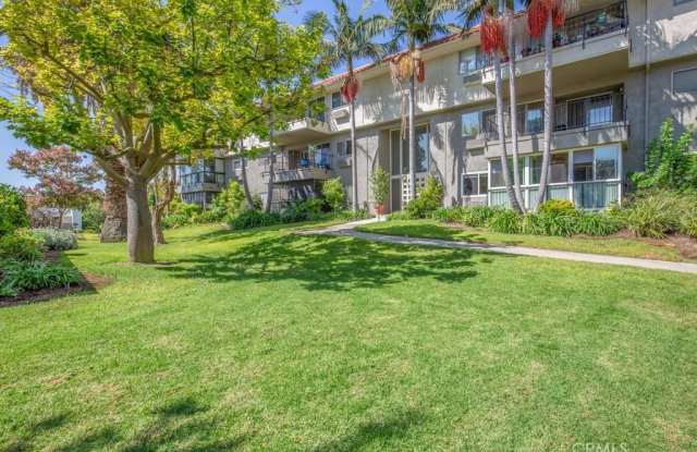 2354 Via Mariposa W - 2354 Via Mariposa West, Laguna Woods, CA 92637