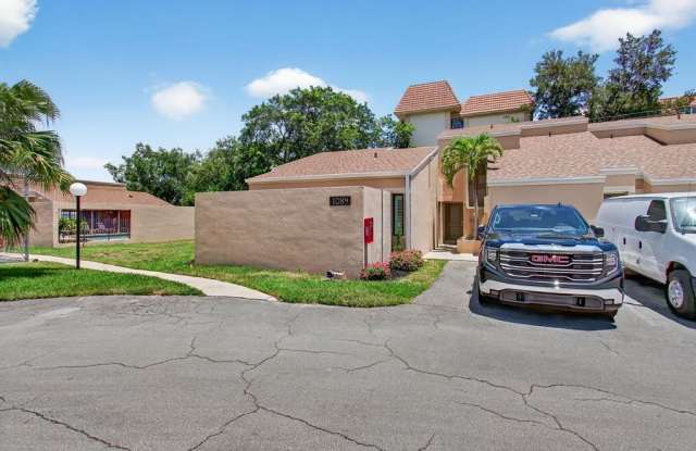 1089 NW 13th St photos photos