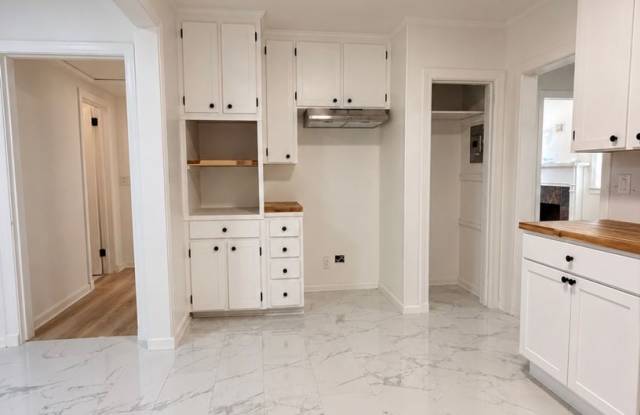 FOR RENT – Newly Remodeled! Gallery 3