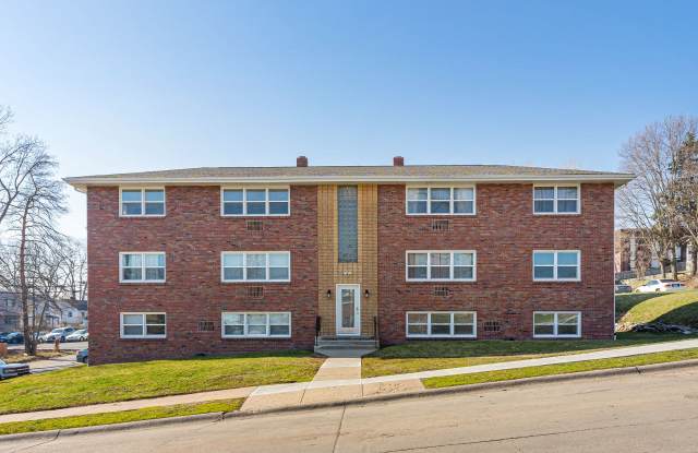 4821 Nicholas St photos photos