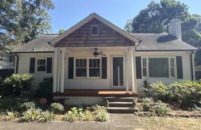 4223 Craig Avenue Gallery 1
