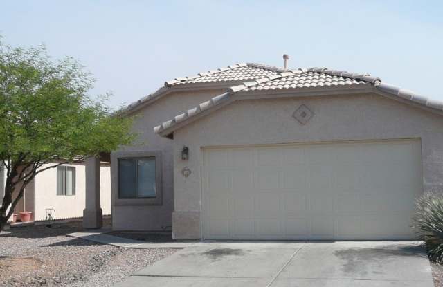 873 W Clear River Street photos photos