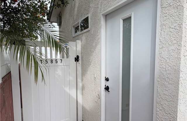 15857 Stare Street photos photos