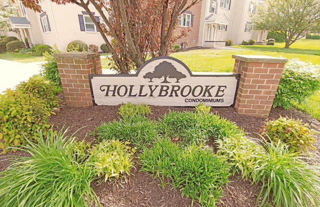 3041 PATRICK HENRY DR #201 Gallery 2