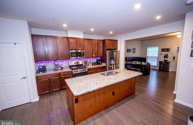 167 HOKELAND Drive Gallery 3
