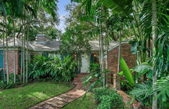 530 Melaleuca Ln Gallery 4