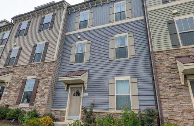 Gorgeous new construction in the Harrington Terrace Community available now! Gallery 1