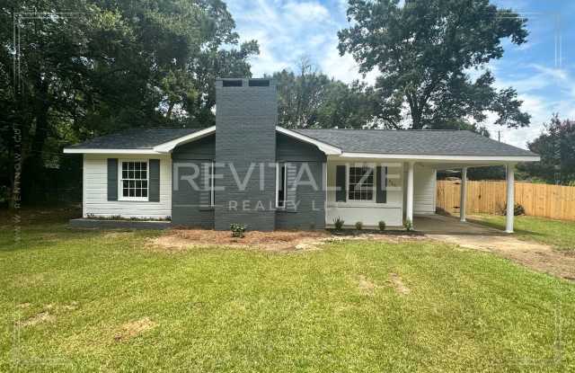 COMING SOON!!  3 Bedroom/1 Bathroom Home in Theodore! Gallery 1