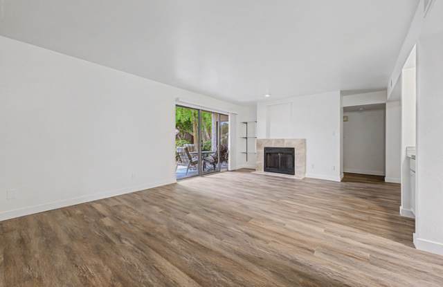 5998 North 78th Street Gallery 2