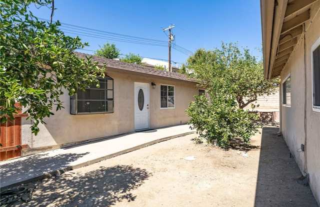 9833 Shoshone Ave photos photos