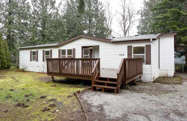 3 Bedroom 1.75 Bath Mobile Home with Garage in Maple Falls, WA photos photos