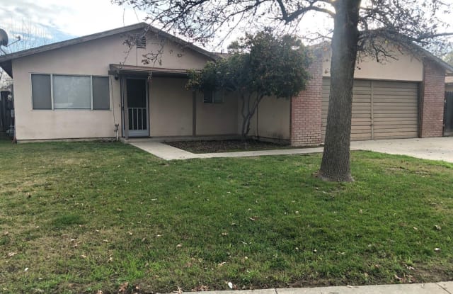 1076 N Westside - 1076 North Westside Street, Porterville, CA 93257