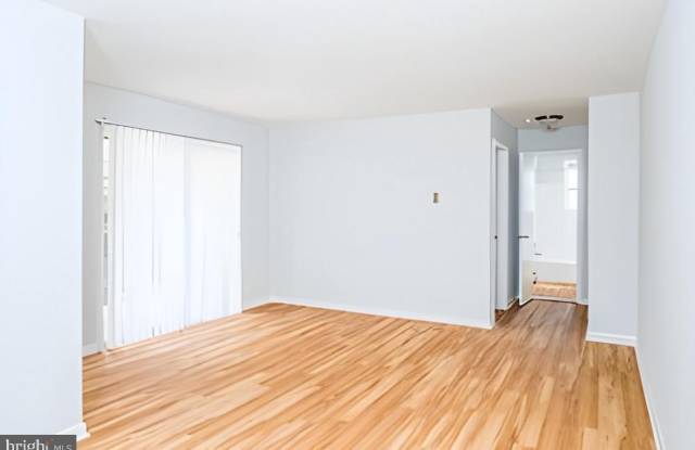 709 NOTTINGHAM ROAD photos photos