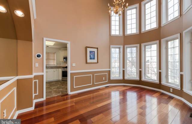 503 WINTER SPAN COURT Gallery 3