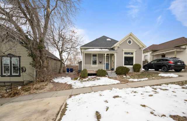 Beautiful Home in Amazing Salt Lake Location! photos photos