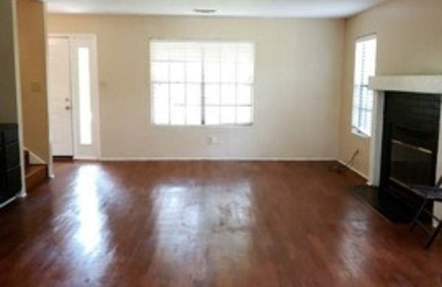 12503 Maxwell Road Gallery 3