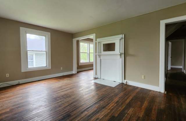 1715 Mary Street - 1715 Mary Street, Johnson City, TN 37604