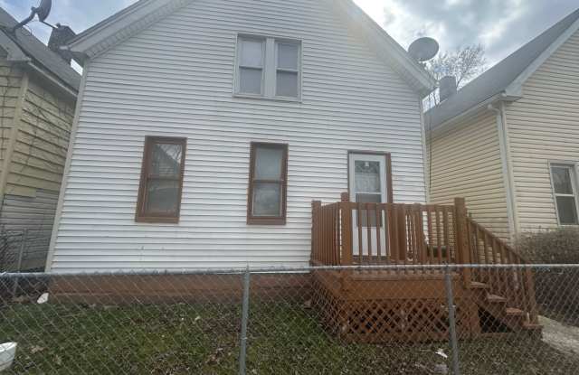 Charming 3-Bedroom Property in Prime Location - 6536 Philetus Avenue, Cleveland, OH 44127 Charming 3-Bedroom Property in Prime Location - 6536 Philetus Avenue, Cleveland, OH 44127