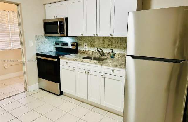 2960 W Flagler St photos photos