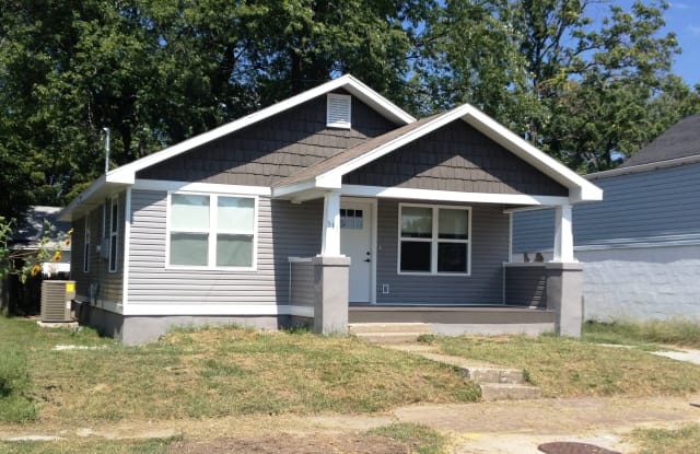 513 Hickman Ave photos photos