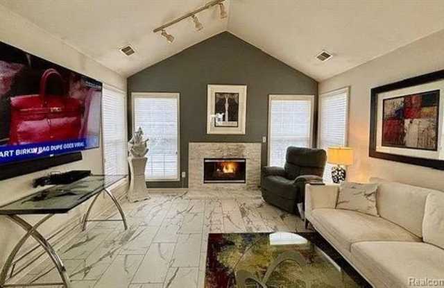 28560 CARLTON WAY Drive photos photos