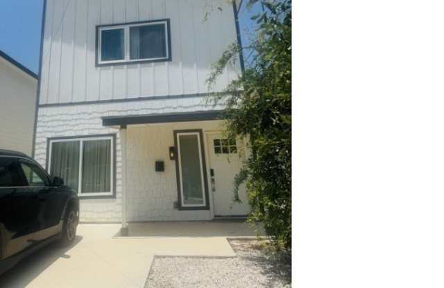 1031 S Gevers photos photos