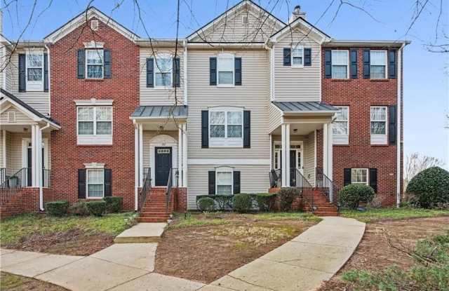 102 Weatherstone Square Drive photos photos