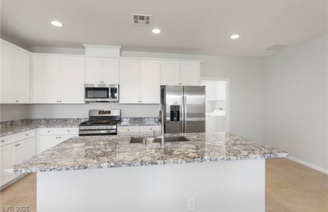 5704 Steinbeck Valley Street - 5704 Steinbeck Valley Street, Spring Valley, NV 89113