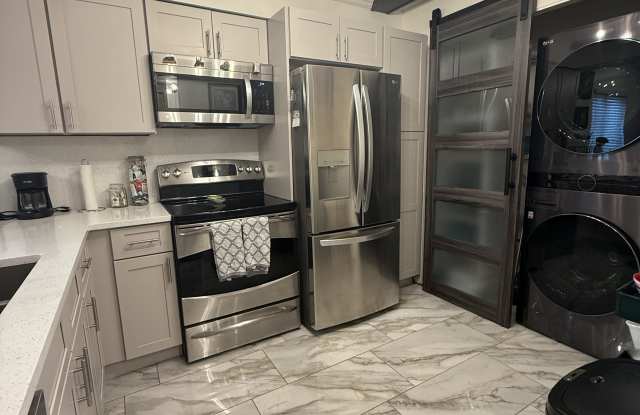 4410 White Pine Avenue photos photos