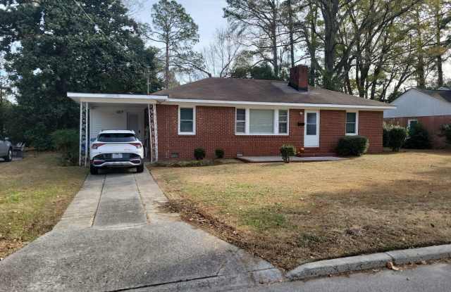 106 N Elm Street photos photos