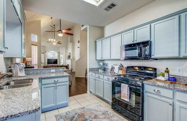 6811 Winston Drive Gallery 4