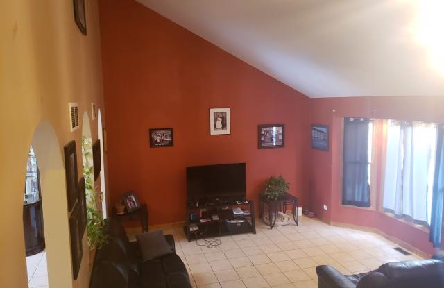 163 South Neltnor Boulevard Gallery 4