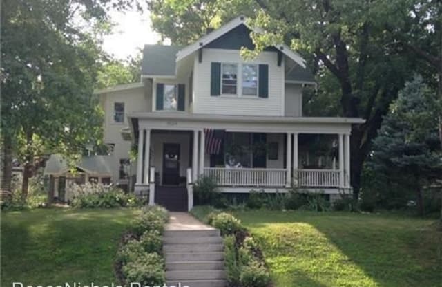 3534 Campbell - 3534 Campbell Street, Kansas City, MO 64109