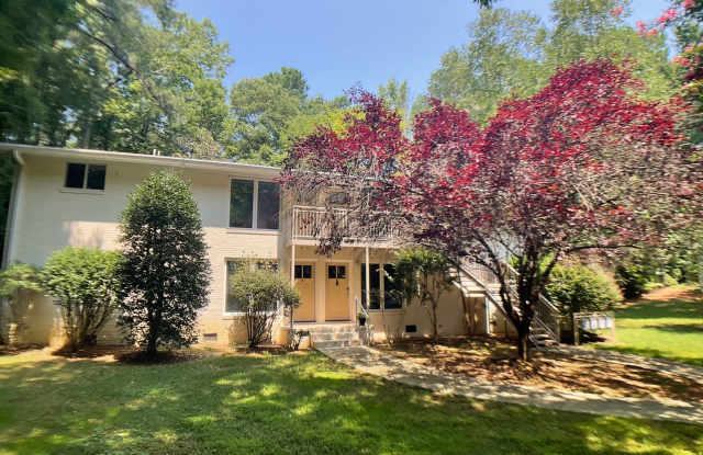 Gorgeous 2 Bed Condo in the heart of Carrboro! - 110 Todd Street, Carrboro, NC 27510