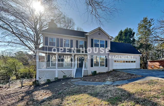 1660 S Crestview Dr - 1660 South Crestview Drive, Snellville, GA 30078