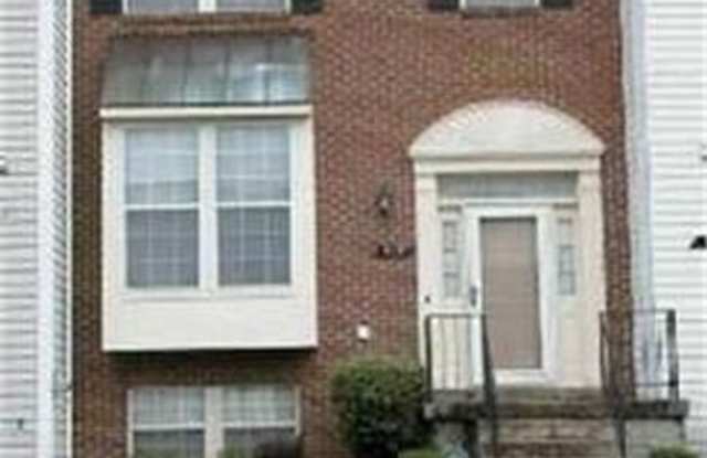 919 Lake Shore Dr - 919 Lake Shore Drive, Lake Arbor, MD 20721