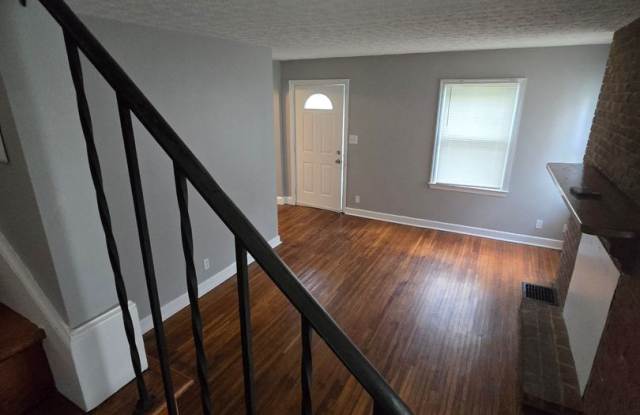 3 BEDROOM SINGLE FAMILY - 646 Elizabeth Avenue, Columbus, OH 43213